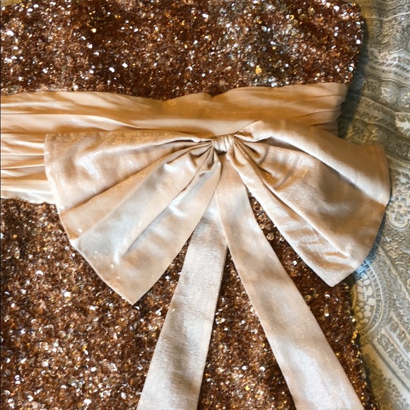 NWOT BADGLEY MISCHKA champagne sequin cocktail - Picture 2 of 6